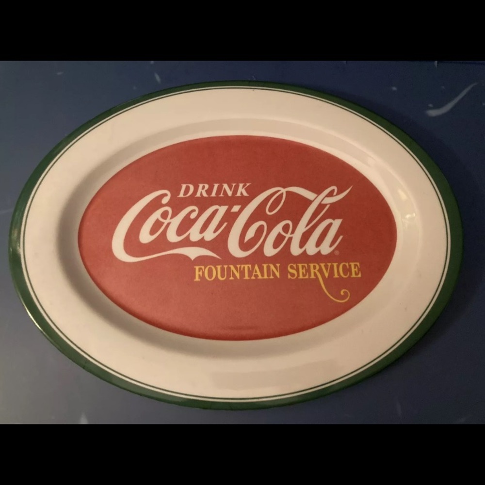Gibson Drink Coca-Cola Oval Serving Tray 14x10 Plastic Plate